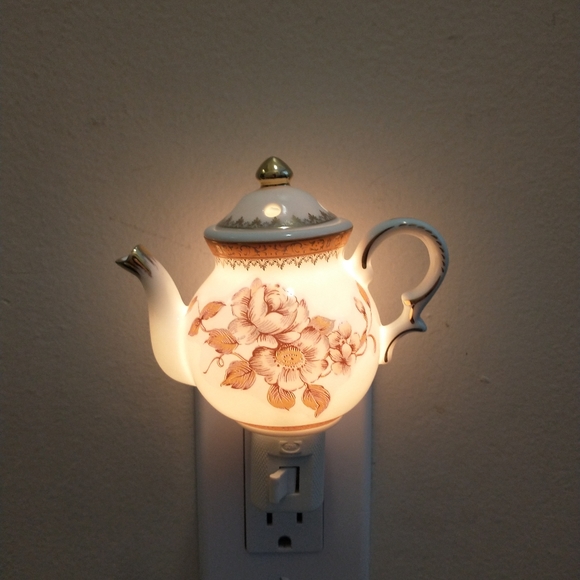 Porcelain Night Light - Picture 8 of 16